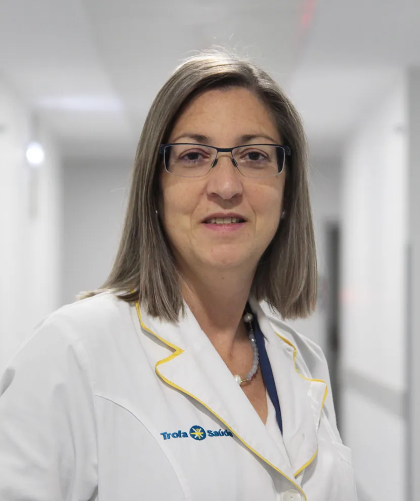 Dra. Fernanda Clínica